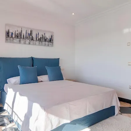 Apartment Oleholidays Pb 218 Primera Linea De Mar Puerto Banus