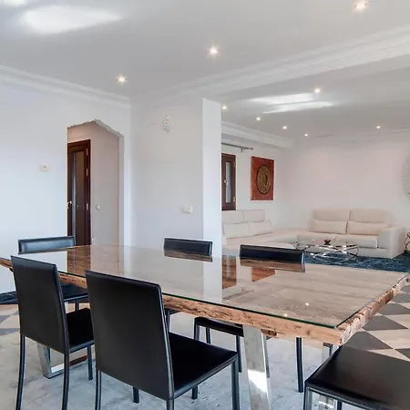 Apartment Oleholidays Pb 218 Primera Linea De Mar Puerto Banus