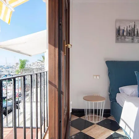 Apartment Oleholidays Pb 218 Primera Linea De Mar Puerto Banus Marbella