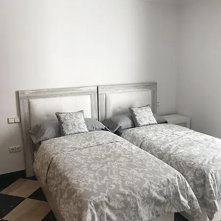 Oleholidays Pb 218 Primera Linea De Mar Puerto Banus Apartment *